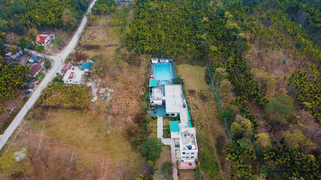 1_DJI_0554.00_00_55_07.Still020